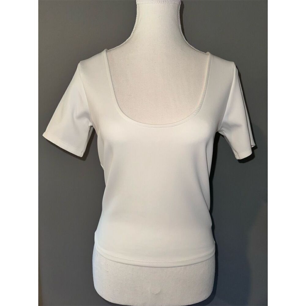 Good American Women's Lightweight Scuba Scoop Neck Stretch Crop Tee Size 2‎